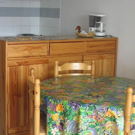 Sete, 2 Pieces, 4 Personnes - Fr-1-472-107 Apartment